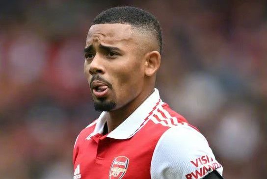 爱弓凉 作品